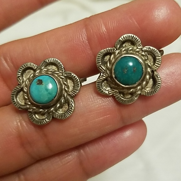 Vintage Navajo Earrings - Picture 1 of 4